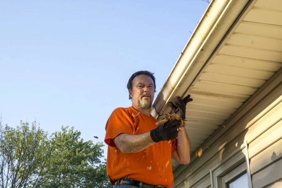 How Clogged Gutters Can Lead To Costly Home Repairs in Fort Myers, FL