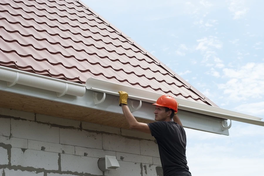 How Gutter Repair Prevents Water Damage To Your Home in Fort Myers, FL