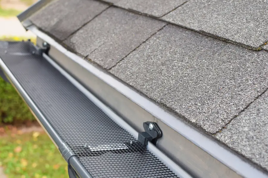 Why Gutter Guard Installation Helps Extend Gutter Lifespan in Fort Myers, FL